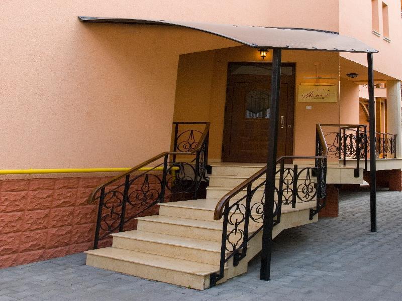 Pensiunea Ambient Braşov Exteriör bild